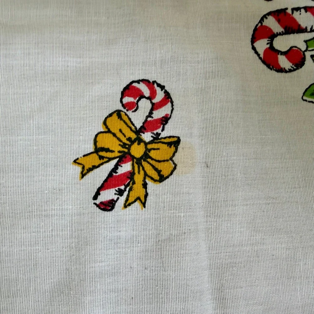 Vintage Christmas Tablecloth‎ Holly Berry Candy Cane Rickrack Trim 76x58 White